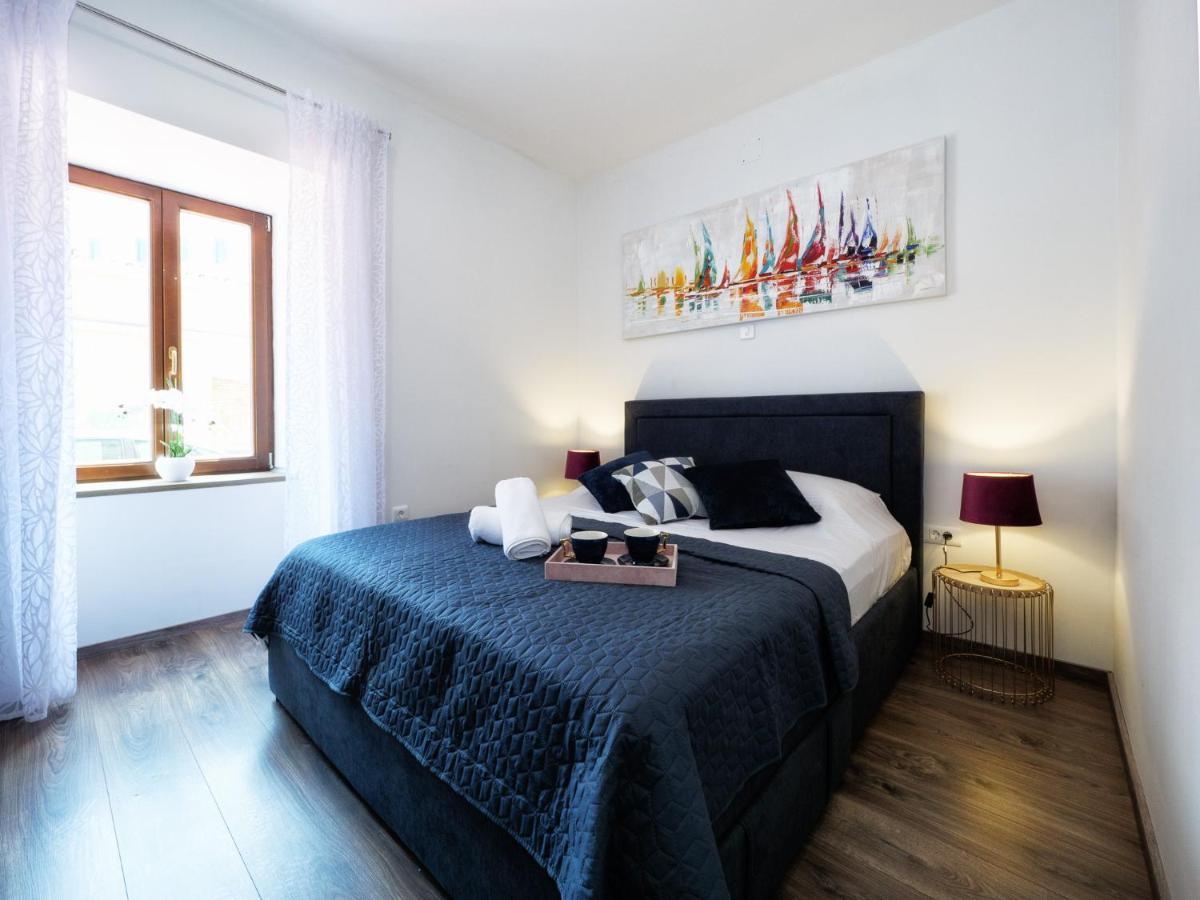 Arena Delight Studio Apartments Pula Ngoại thất bức ảnh
