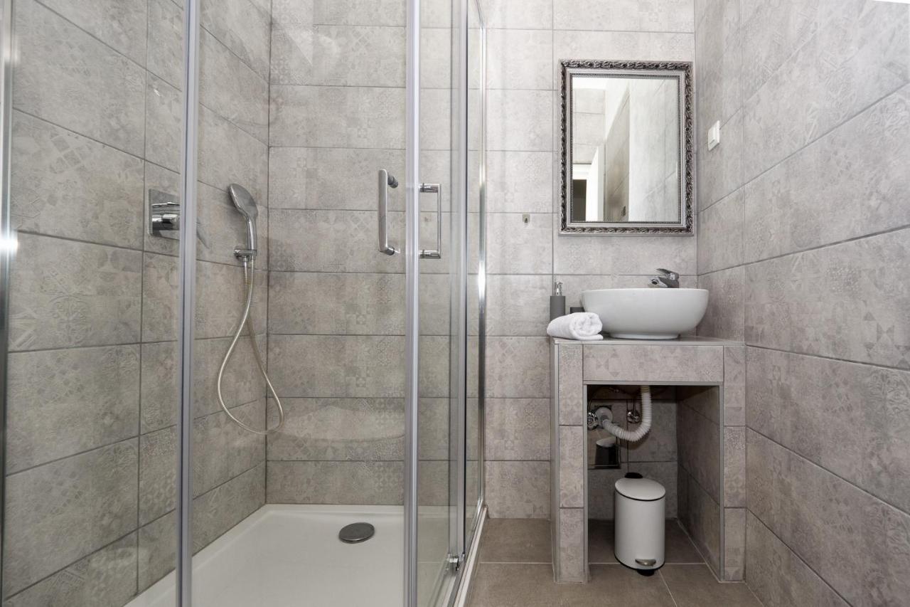 Arena Delight Studio Apartments Pula Ngoại thất bức ảnh